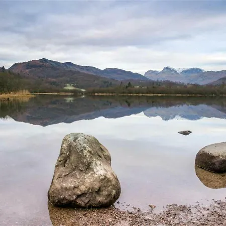 Provincial Holiday At Near River Brathay *